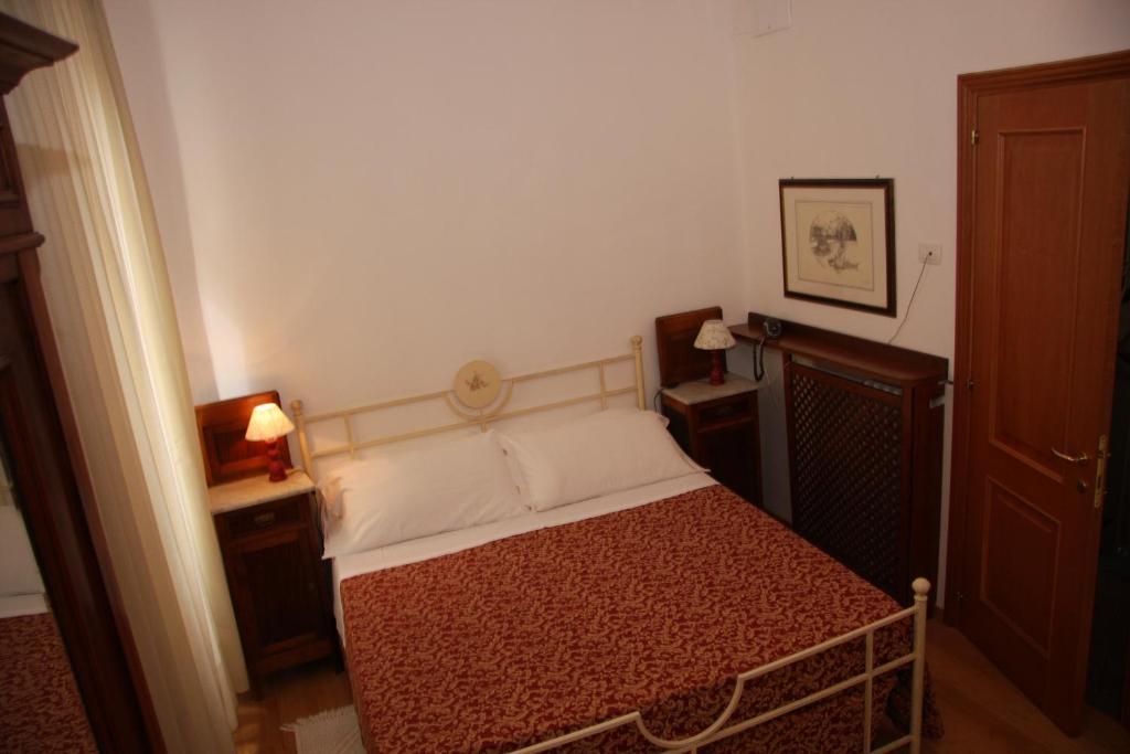 Hotel Morlacchi Περούτζια Δωμάτιο φωτογραφία