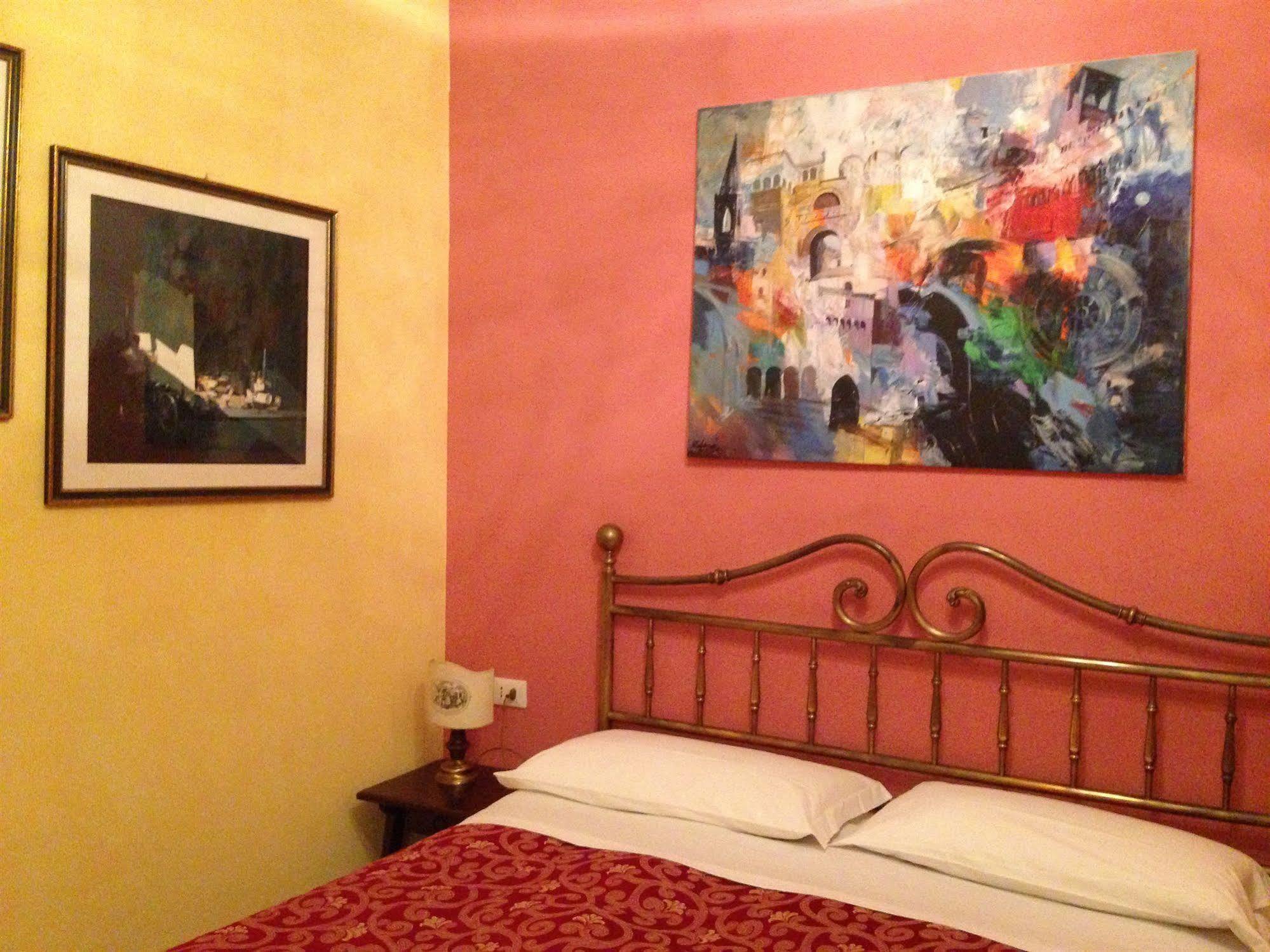 Hotel Morlacchi Περούτζια Εξωτερικό φωτογραφία